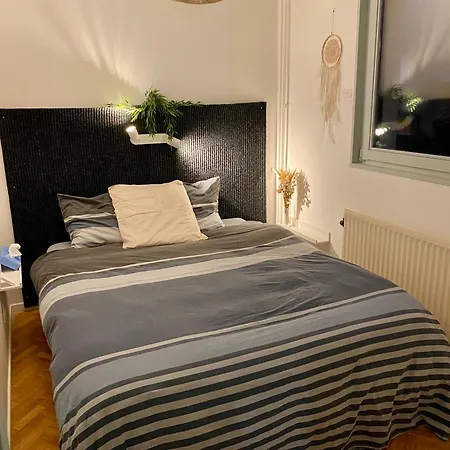 Vue Les Pieds Dans L'eau Mety